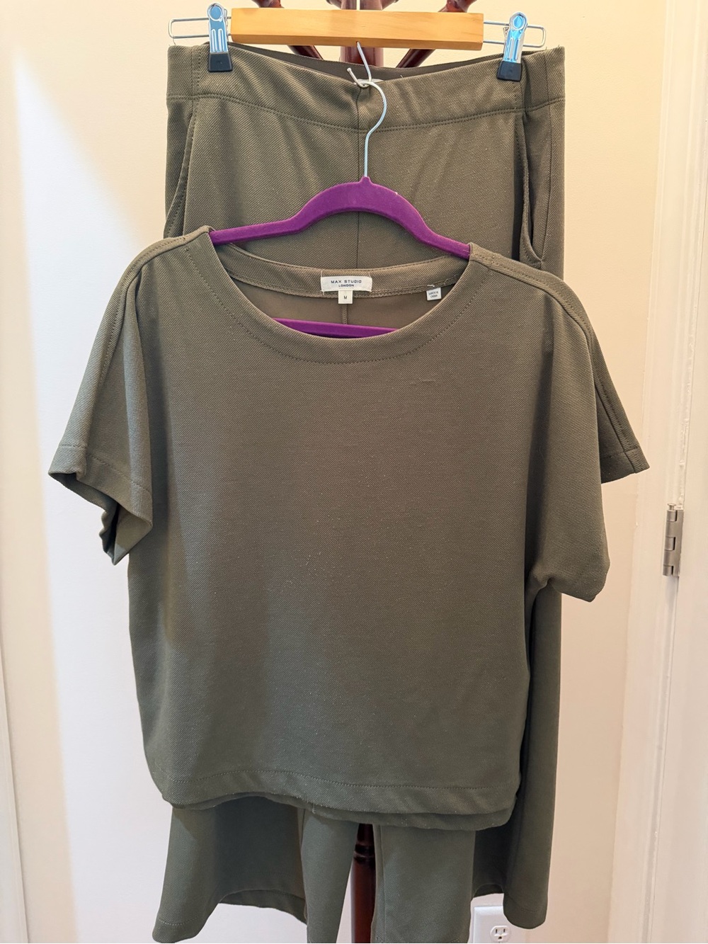 Women’s SET Olive Wide-Leg Pants and Top